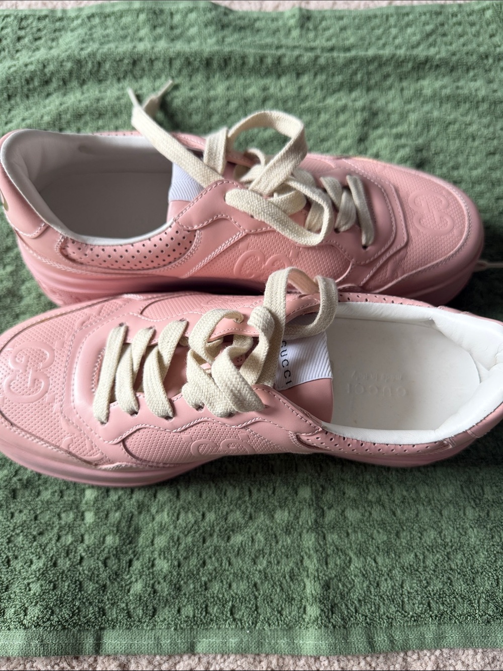 Gucci Women’s Pink Leather Platform Sneakers — Brand: - Picture 2 of 6